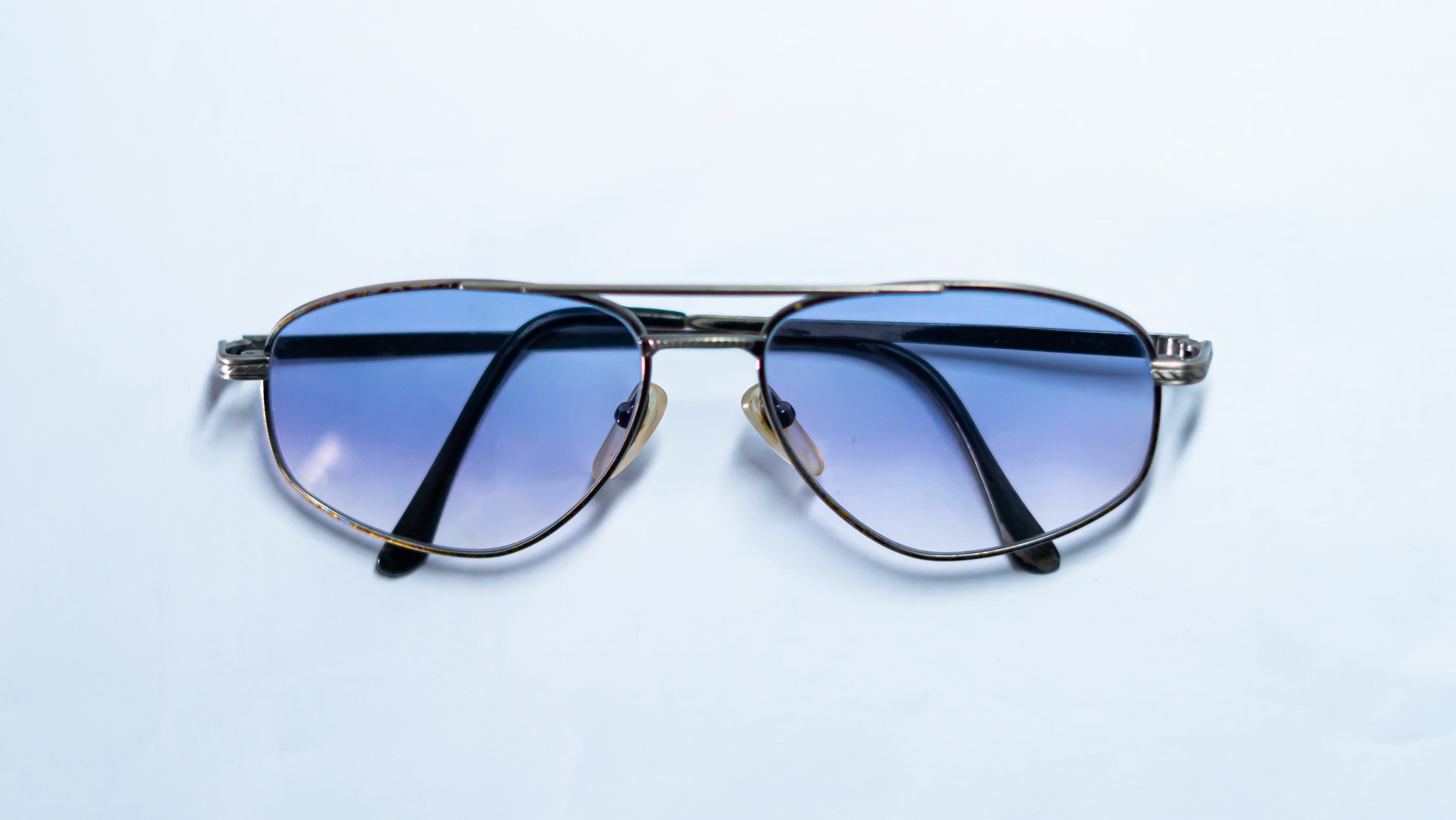 SAINT VINTAGE SUNGLASSES